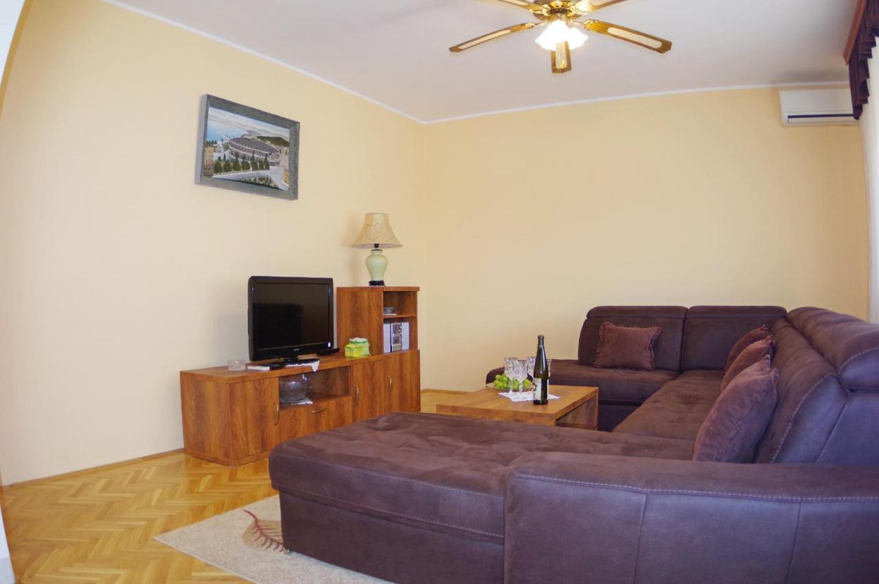 House Sandi, village Juršići Extérieur photo