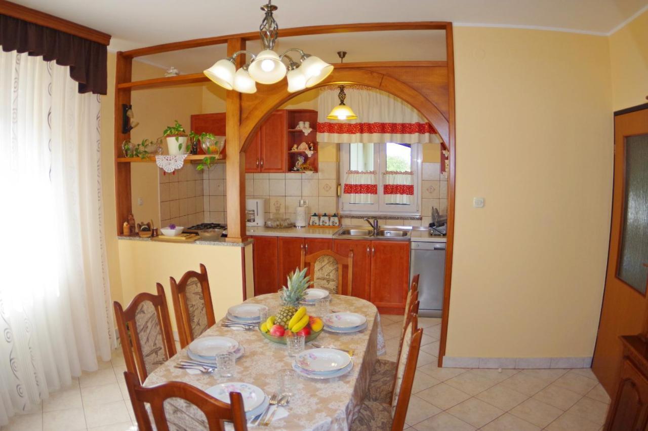 House Sandi, village Juršići Extérieur photo